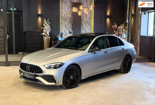 300 e AMG|PANO|MEMORY|BURMESTER|FULL OPTIONS