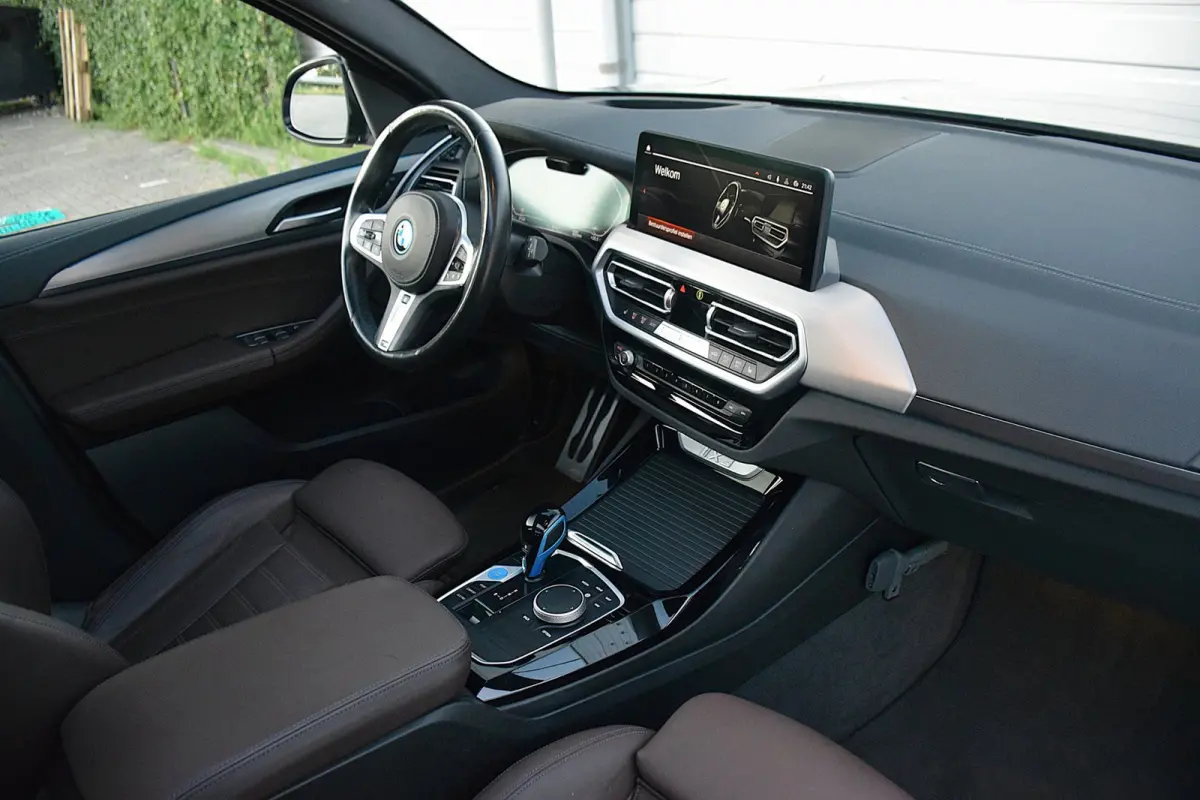 High Executive 80 kWh*M-Pakket*Pano*Head-up*360Cam*Trekhaak*Enz