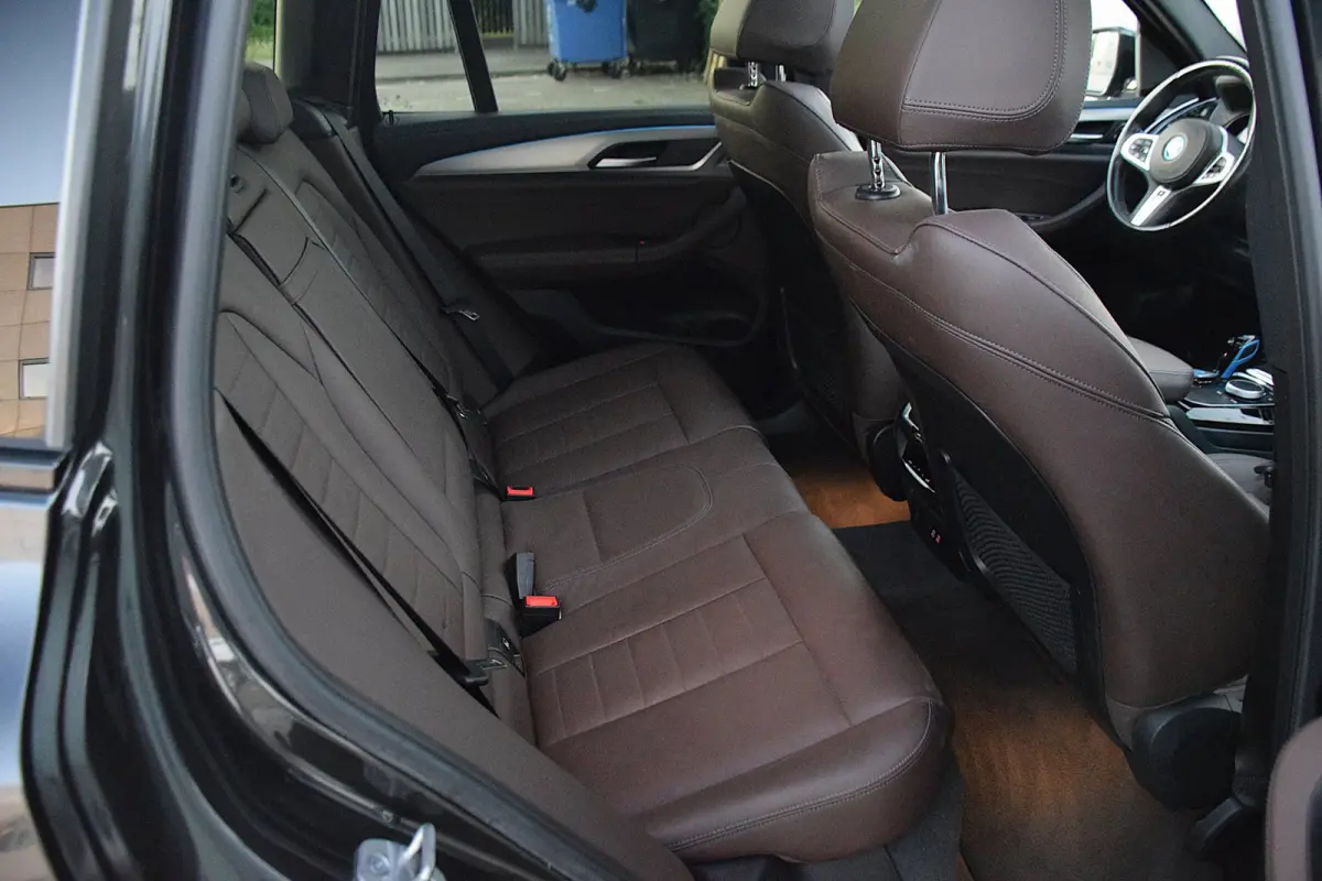 High Executive 80 kWh*M-Pakket*Pano*Head-up*360Cam*Trekhaak*Enz