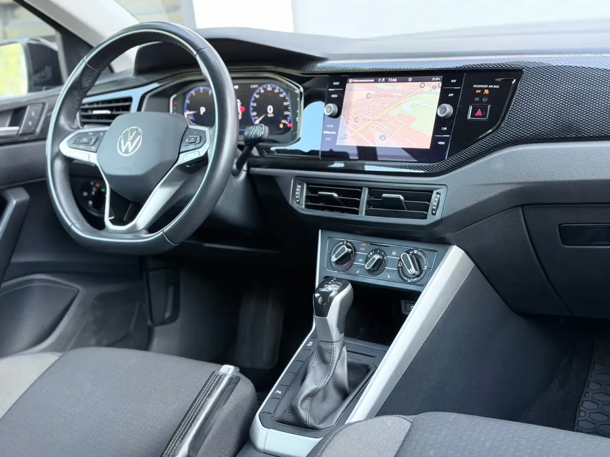 1.0 TSI Life Business Keyless/AppleCarPlay