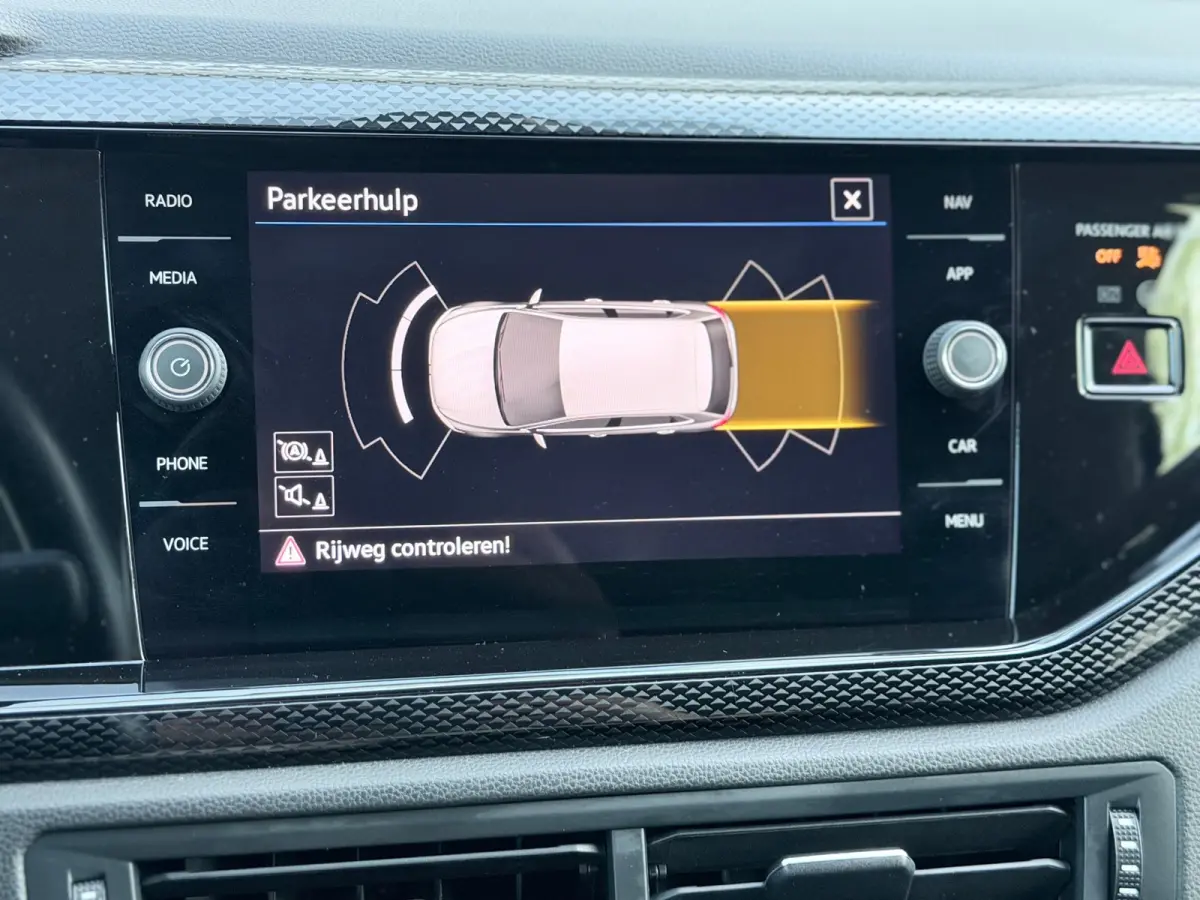 1.0 TSI Life Business Keyless/AppleCarPlay