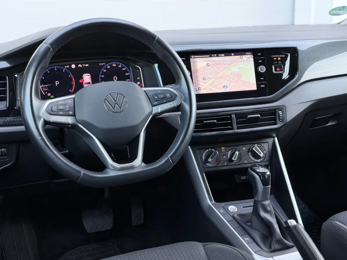 1.0 TSI Life Business Keyless/AppleCarPlay