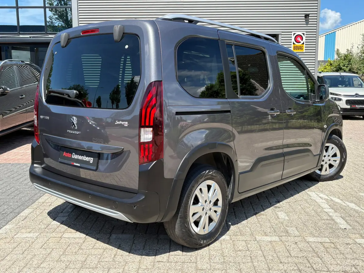 1.2 Puretech Allure PANO, NIEUWE-DISTRIBUTIE,GARANTIE