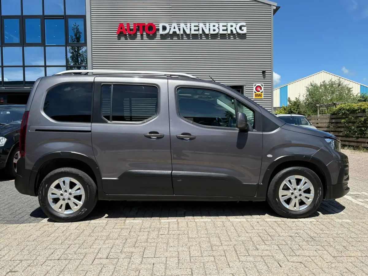 1.2 Puretech Allure PANO, NIEUWE-DISTRIBUTIE,GARANTIE