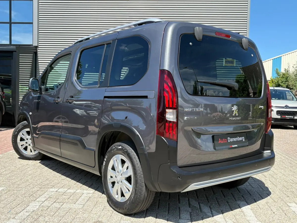 1.2 Puretech Allure PANO, NIEUWE-DISTRIBUTIE,GARANTIE