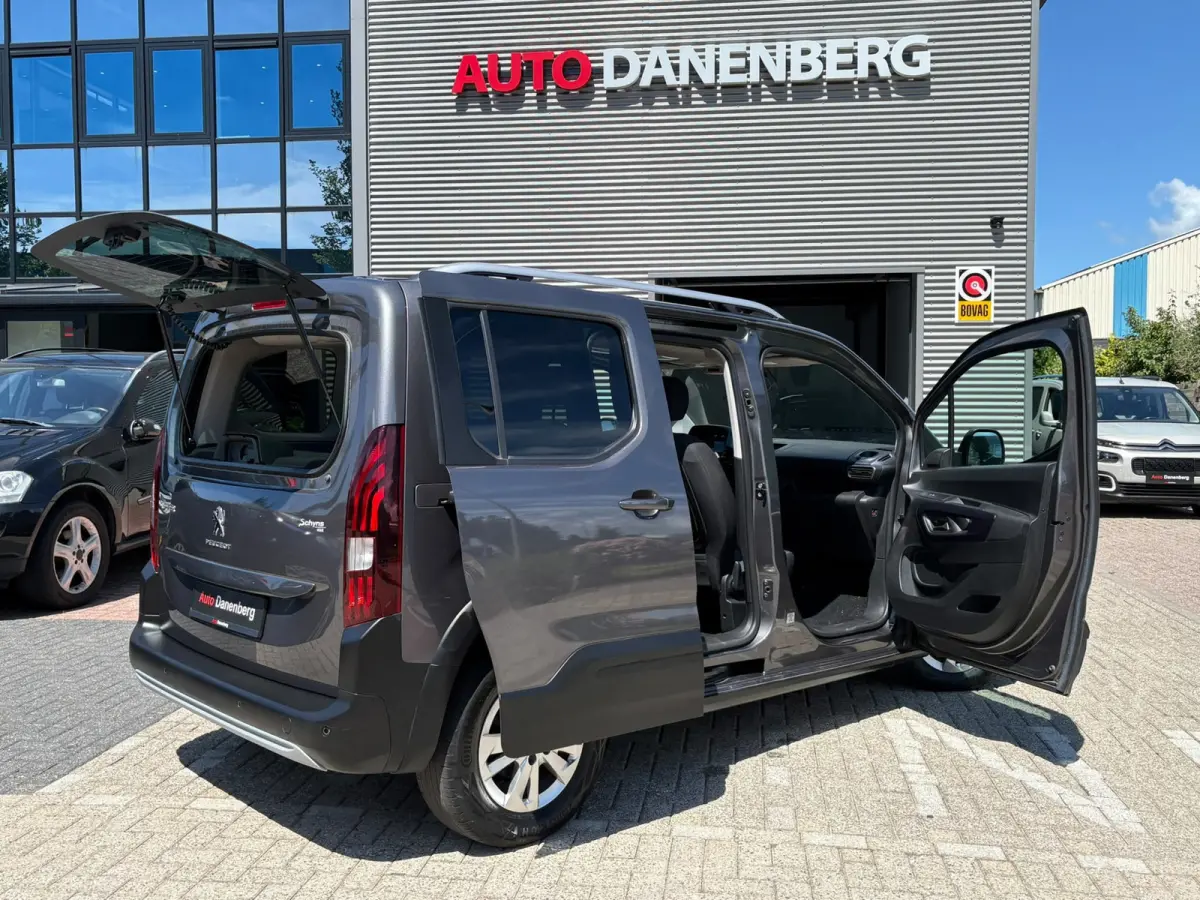 1.2 Puretech Allure PANO, NIEUWE-DISTRIBUTIE,GARANTIE