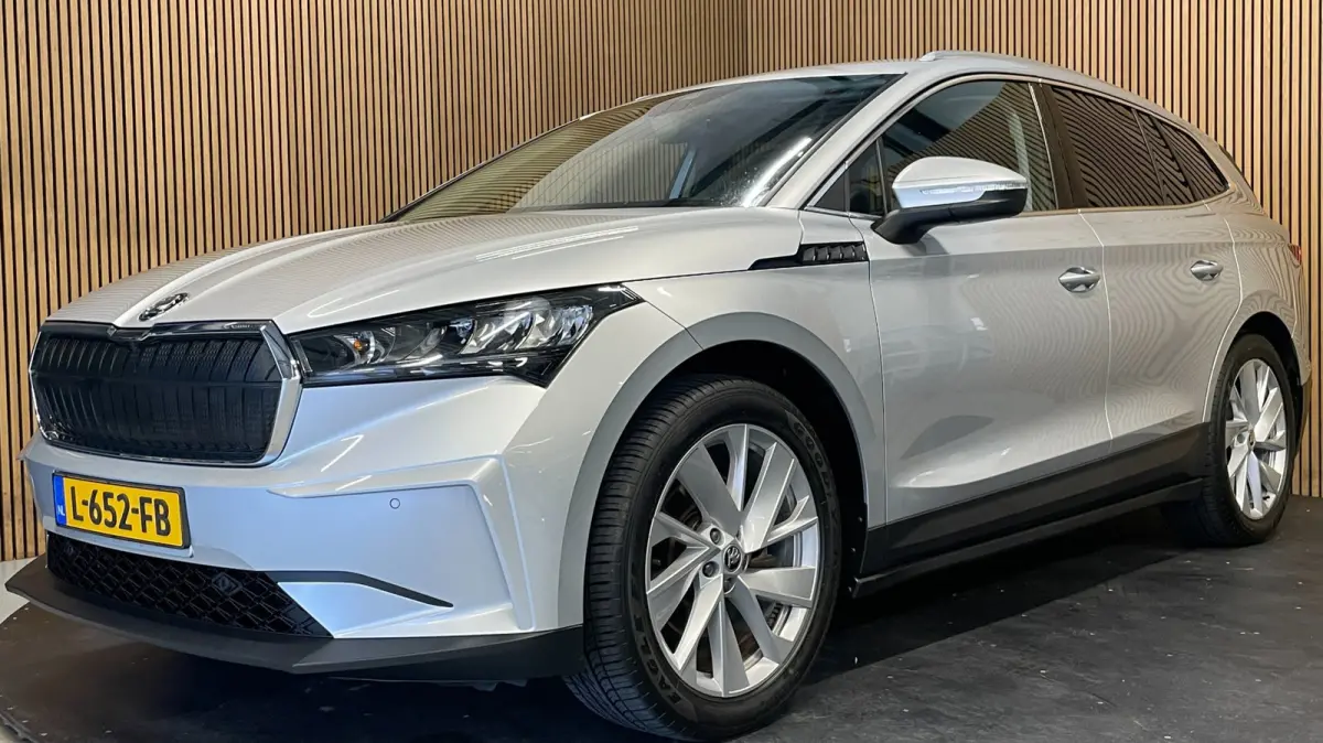 60|90% SOH|1/2 LEDER|APPLE CARPLAY|ANDROID AUTO|NAVIGATIE|CAMERA|CLIMATE+CRUISE CONTROL|NL-AUTO|NAP|1 EIG|INCL.BTW|