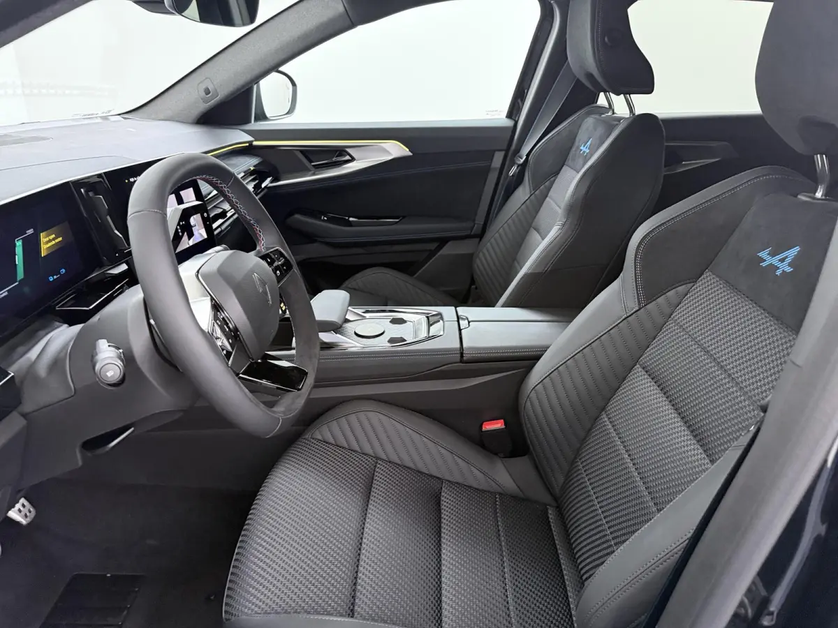 esprit Alpine full hybrid E-Tech 200 | Pack privilège |