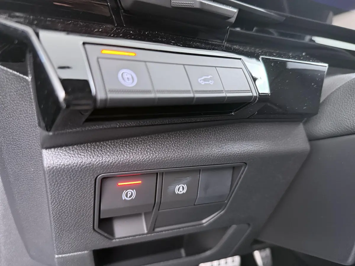 esprit Alpine full hybrid E-Tech 200 | Pack privilège |
