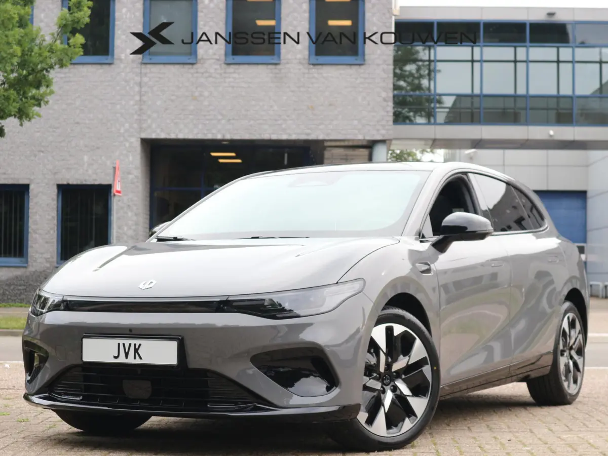 ProMax Design 67.1 kWh 360 Camera / 482 km actieradius