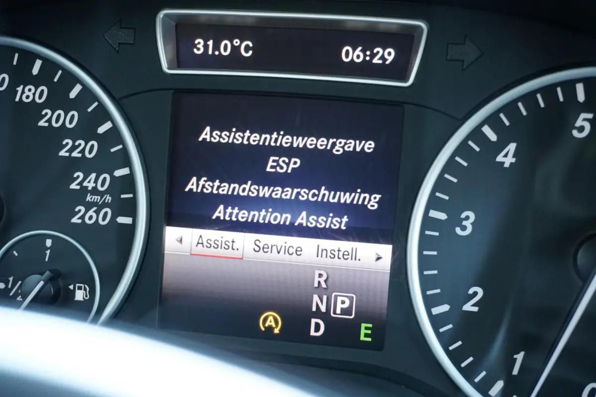 180 Ambition *eerste eigenaar* + XENON / NAVI / SENSOREN