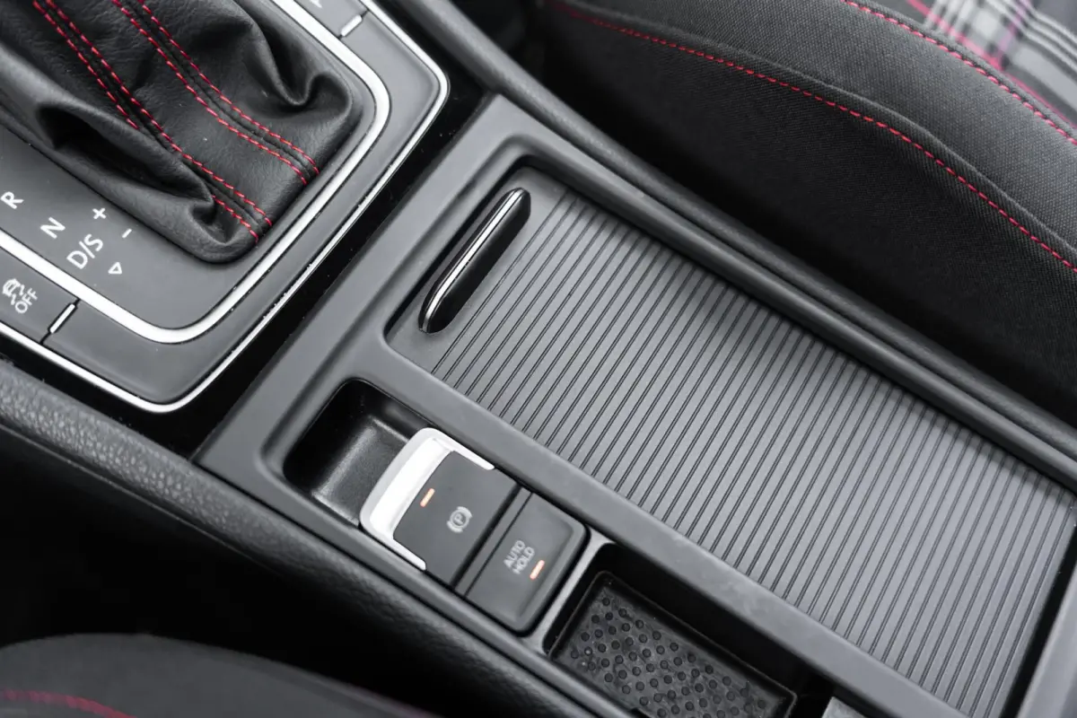 2.0 TSI GTI Performance Pano Standkachel Vol