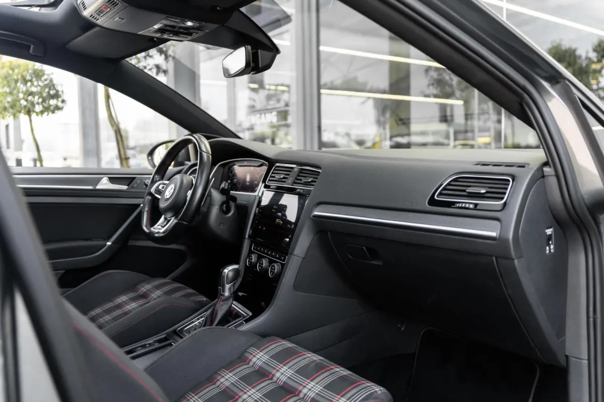 2.0 TSI GTI Performance Pano Standkachel Vol