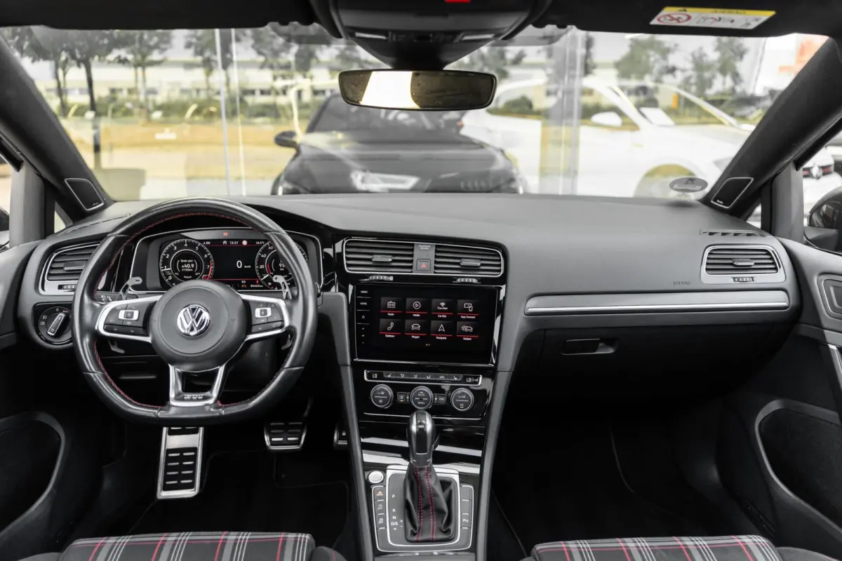 2.0 TSI GTI Performance Pano Standkachel Vol