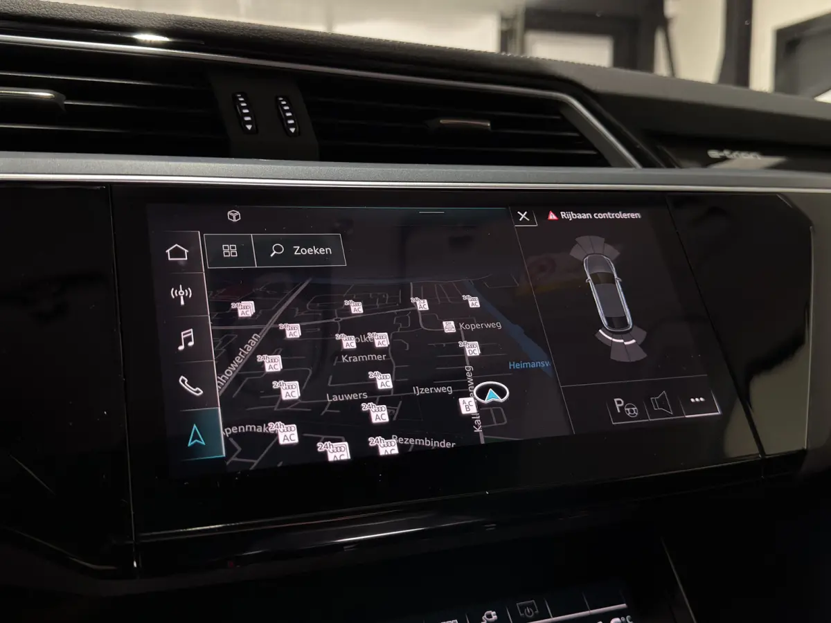 55 quattro Business edition Plus 95 kWh | SOH 92,3 % | Leder interieur | Pano dak | Trekhaak