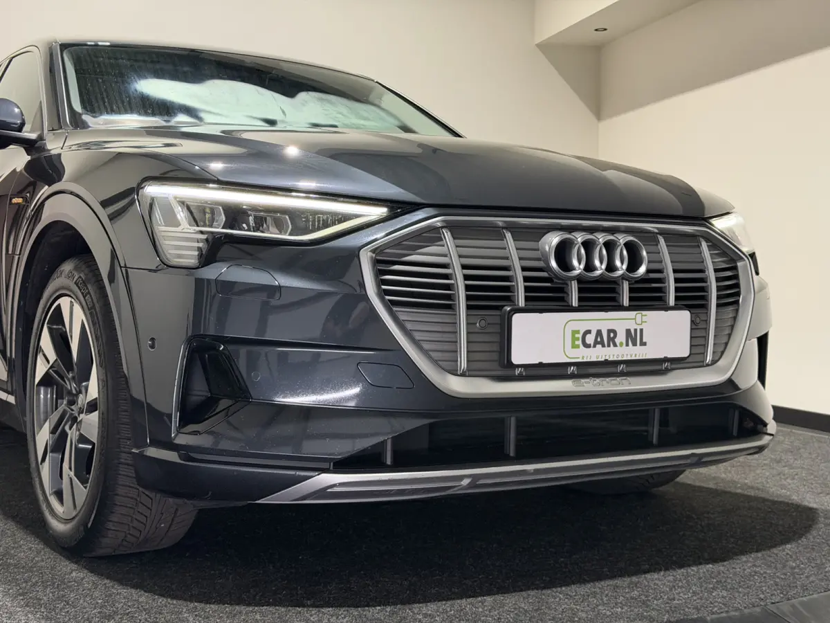 55 quattro Business edition Plus 95 kWh | SOH 92,3 % | Leder interieur | Pano dak | Trekhaak