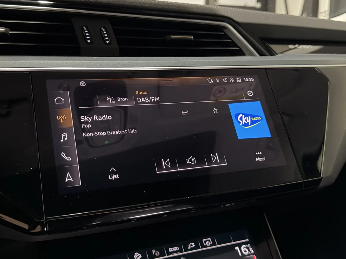55 quattro Business edition Plus 95 kWh | SOH 92,3 % | Leder interieur | Pano dak | Trekhaak