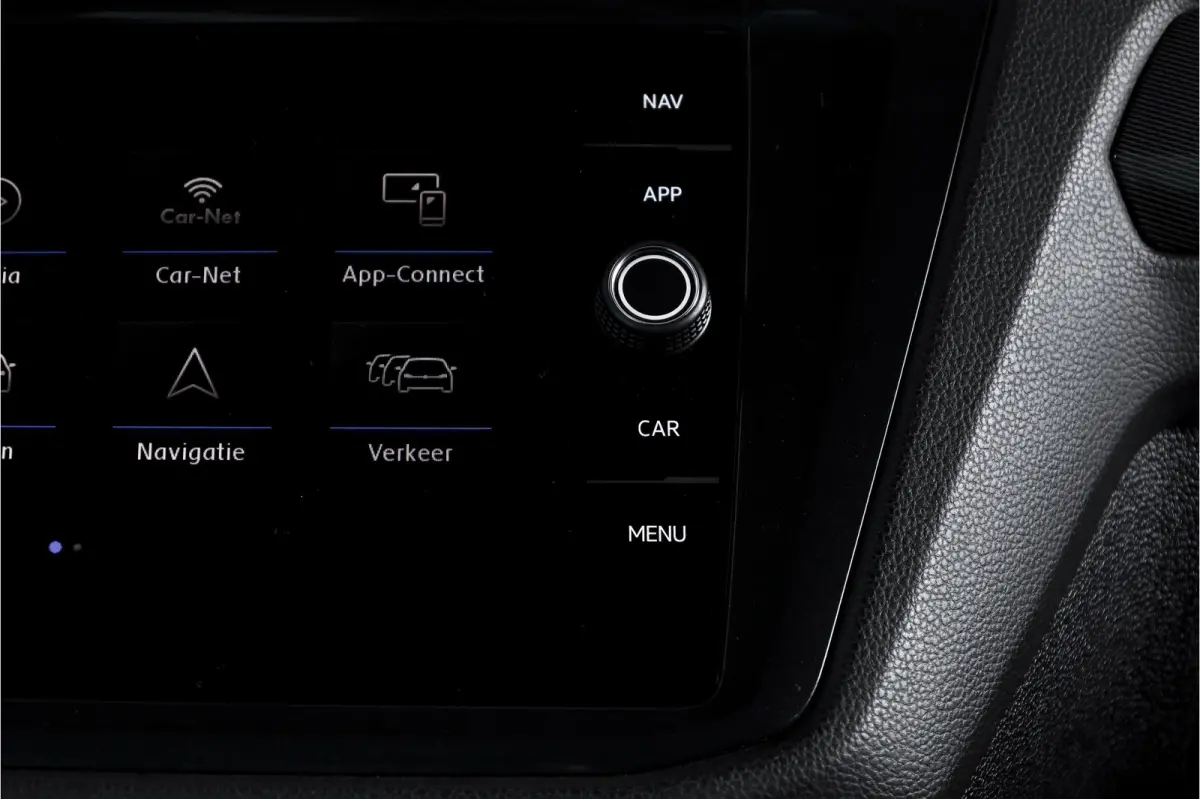 2.0 TSI 4Motion Highline Business R 180 PK | R-Line | Elek. Trekhaak | Adapt. Cruise | Stoel-+Bankverw. | PDC | Camera | NAV + App. Connect | ECC | Elek. Klep | LM 19" |