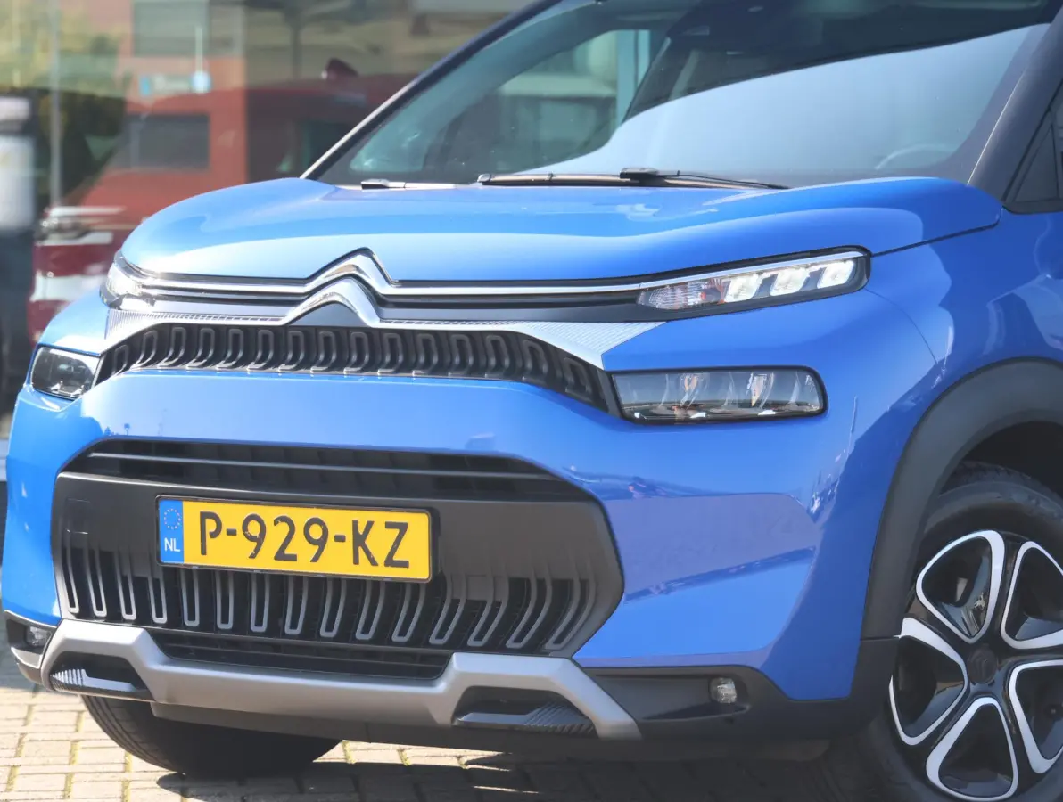 1.2 PureTech S&S Feel 1ste Eigenaar | Navigatie | LED | Parkeersensor achter | Apple Carplay & Android Auto | DAB