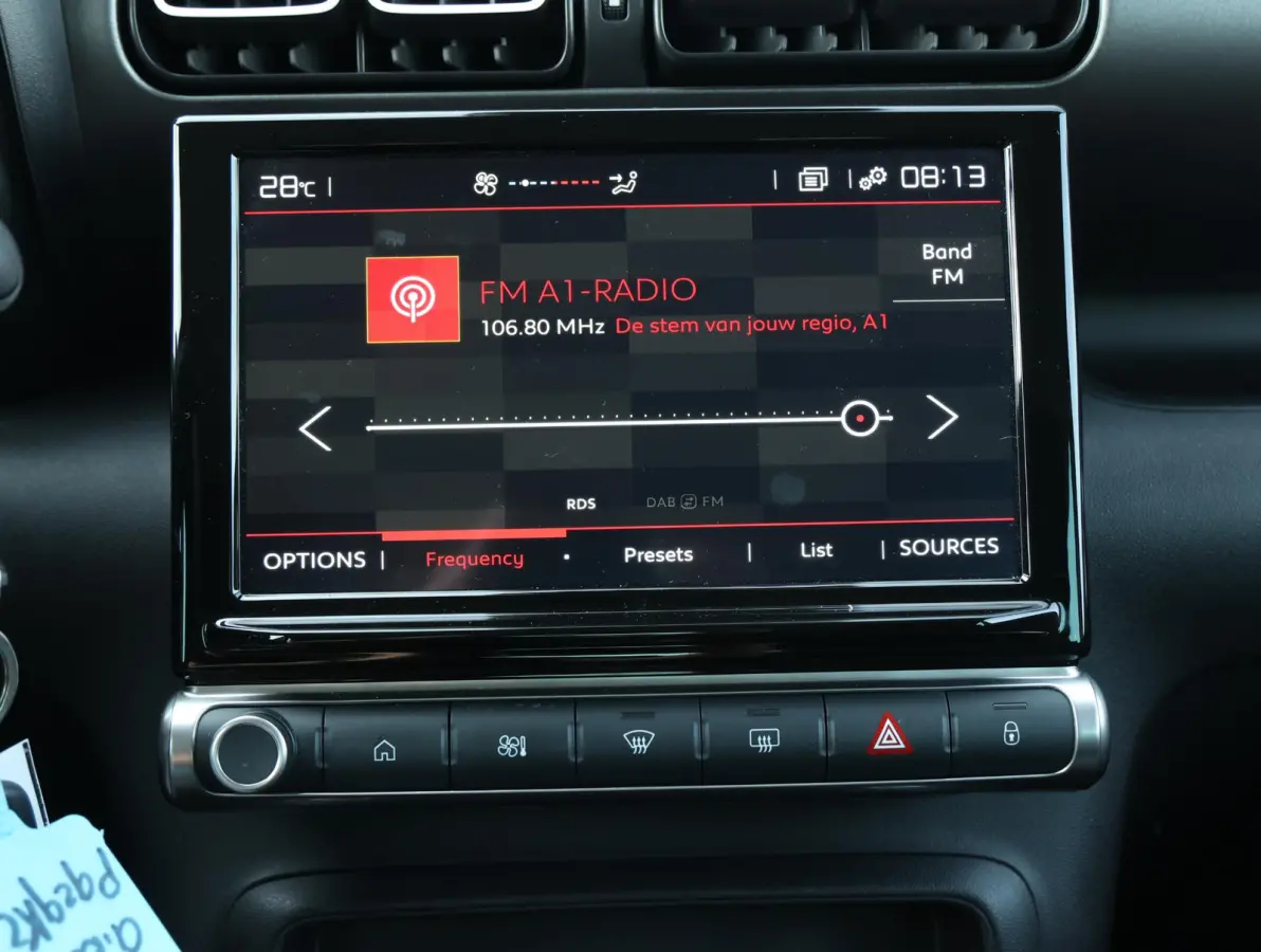 1.2 PureTech S&S Feel 1ste Eigenaar | Navigatie | LED | Parkeersensor achter | Apple Carplay & Android Auto | DAB