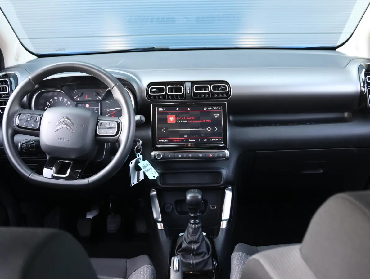 1.2 PureTech S&S Feel 1ste Eigenaar | Navigatie | LED | Parkeersensor achter | Apple Carplay & Android Auto | DAB