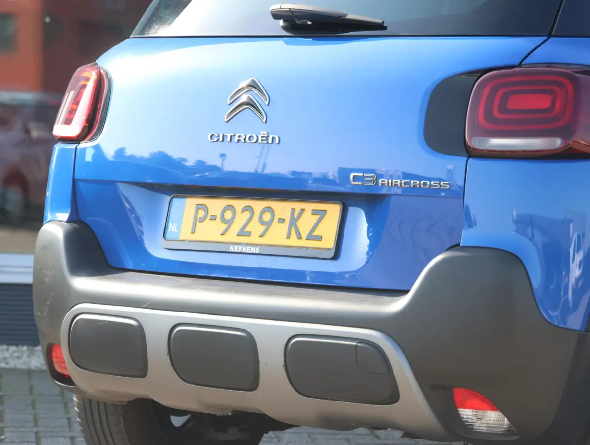 1.2 PureTech S&S Feel 1ste Eigenaar | Navigatie | LED | Parkeersensor achter | Apple Carplay & Android Auto | DAB