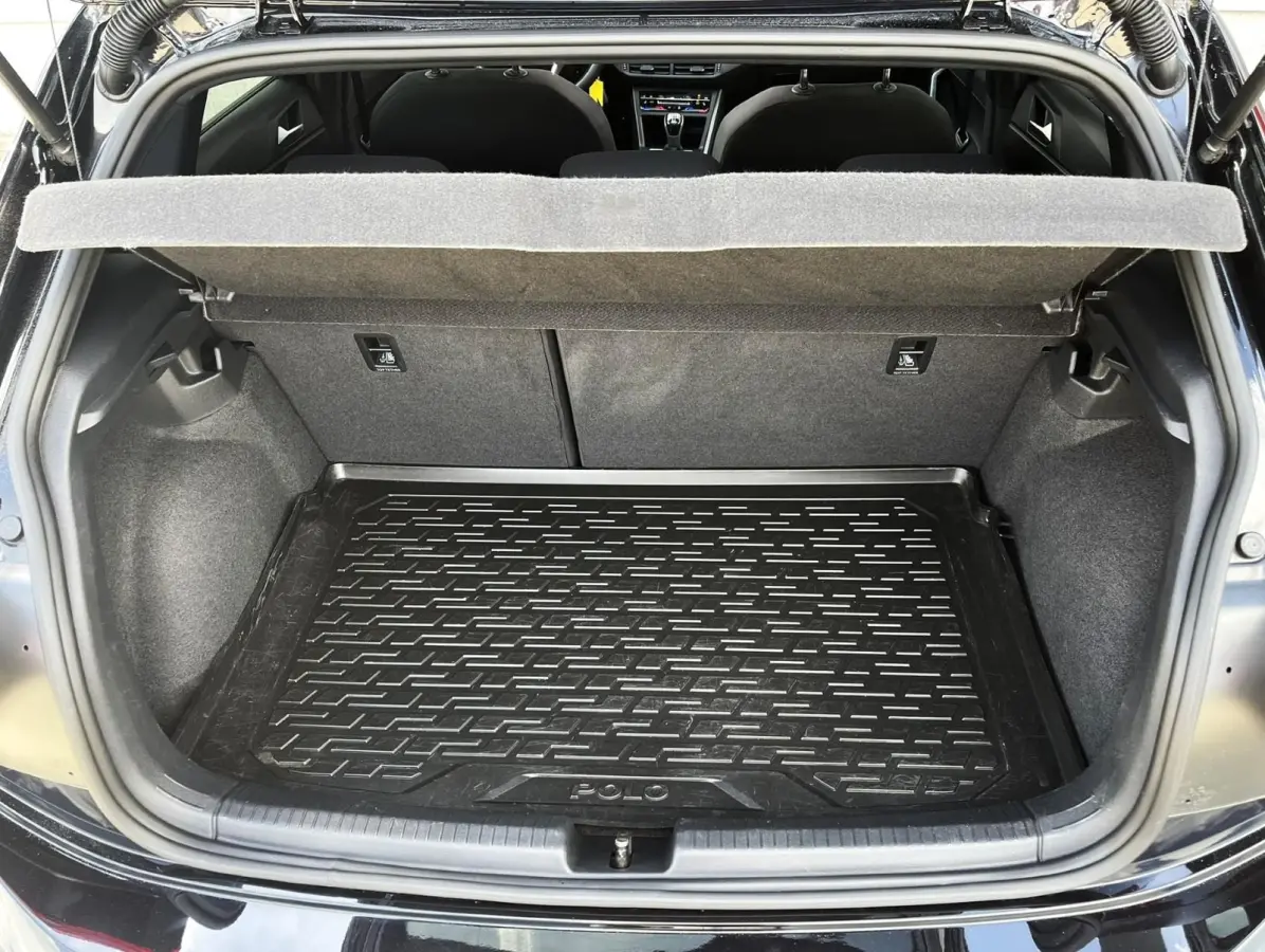 1.0 TSI 95pk R-Line | Panoramadak | Navigatie | IQ Light