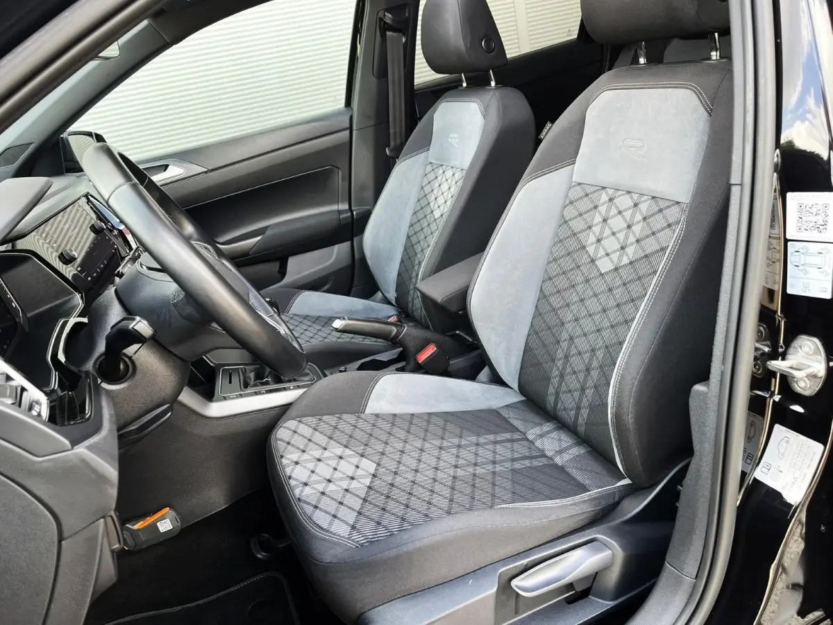 1.0 TSI 95pk R-Line | Panoramadak | Navigatie | IQ Light