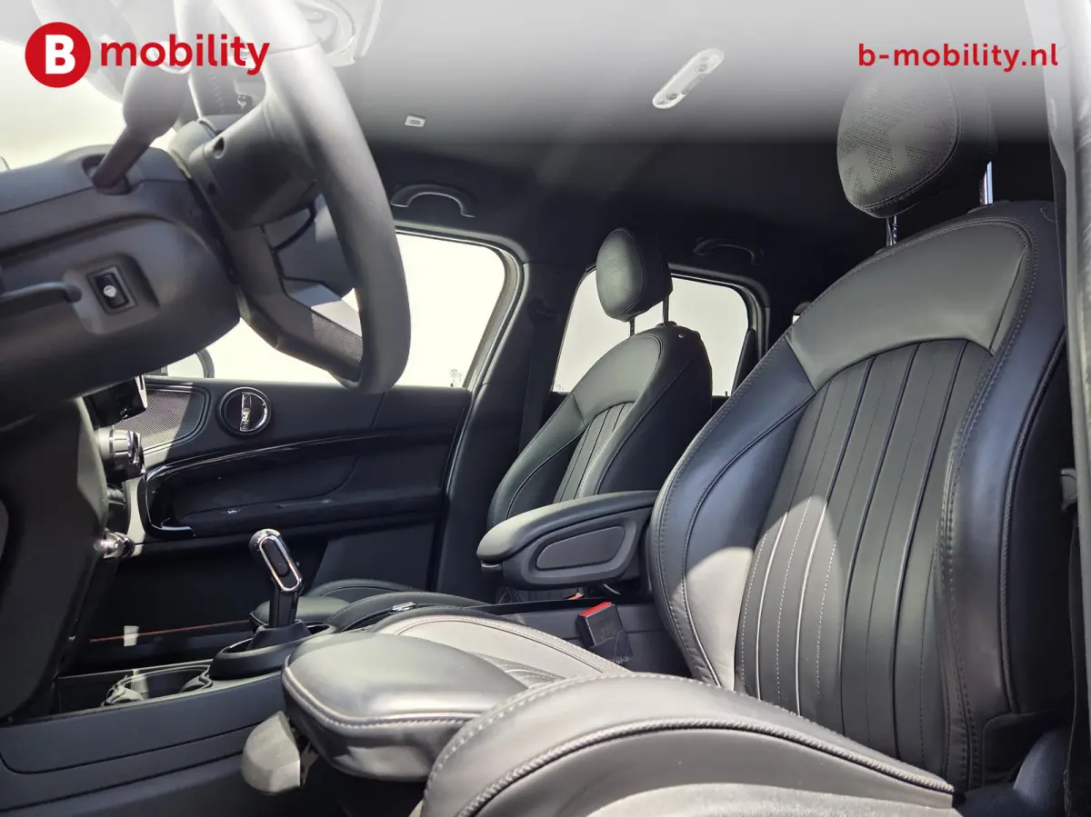 1.5 Cooper John Cooper Works Trekhaak 1500kg NL Auto! | Leer | Achteruitrijcamera | Elektrische Stoelen | DAB Audio