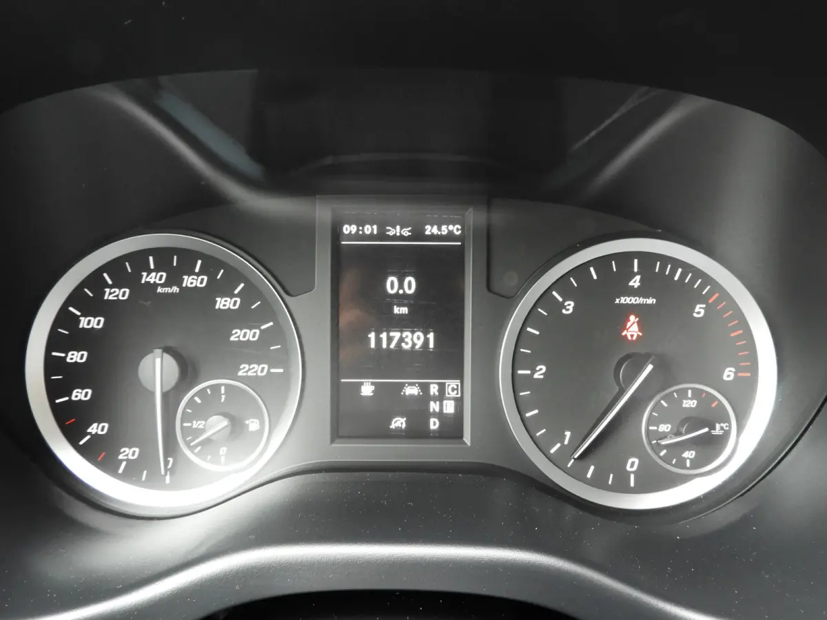 119 CDI Lang DC AUT | 2.5t TREKHAAK | 2X SCHUIFDEUR | LEDER | DISTRONIC | LED