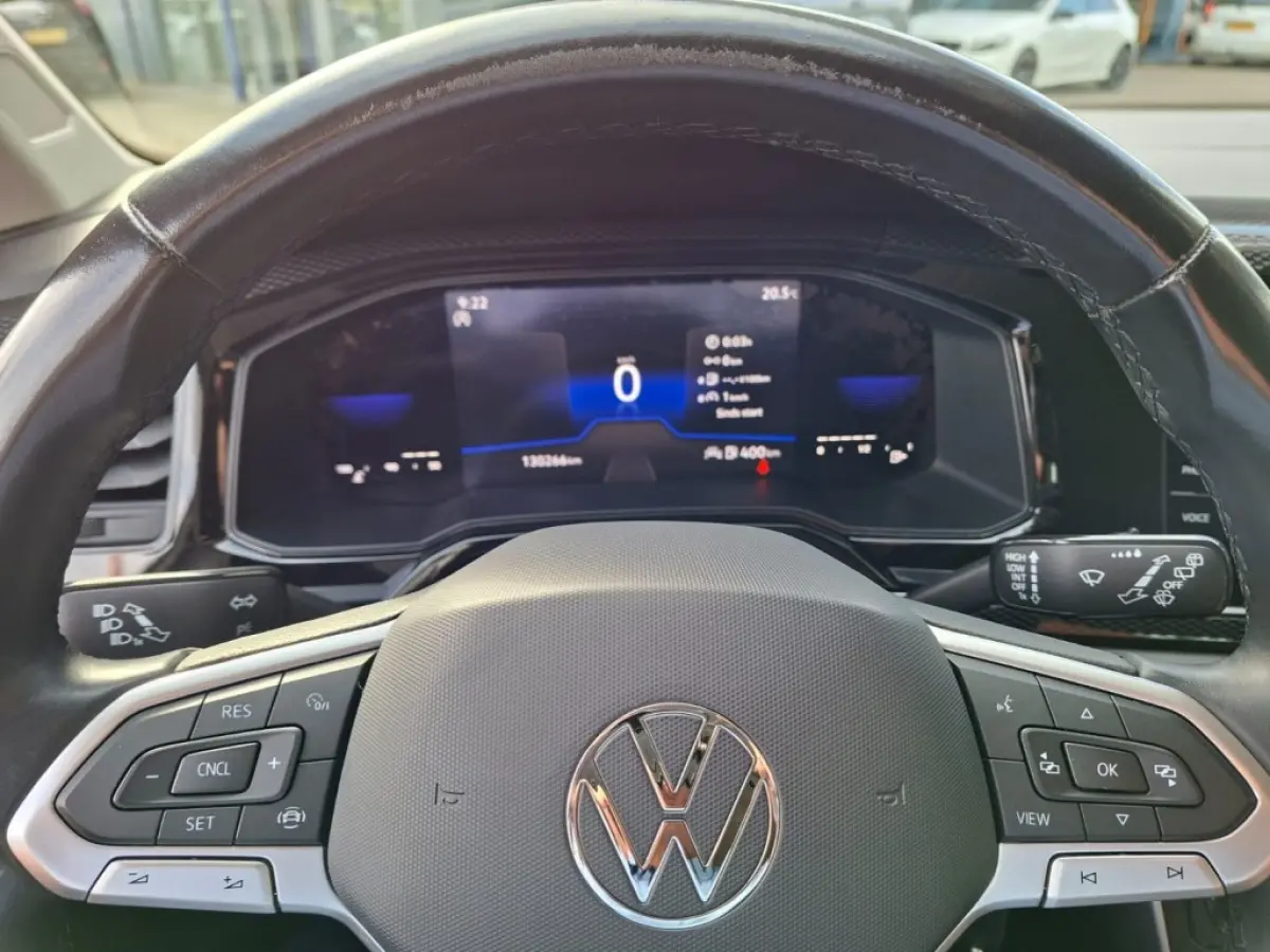 1.0 TSI 95PK LIFE AIRCO LMV CARPLAY PDC-CAMERA