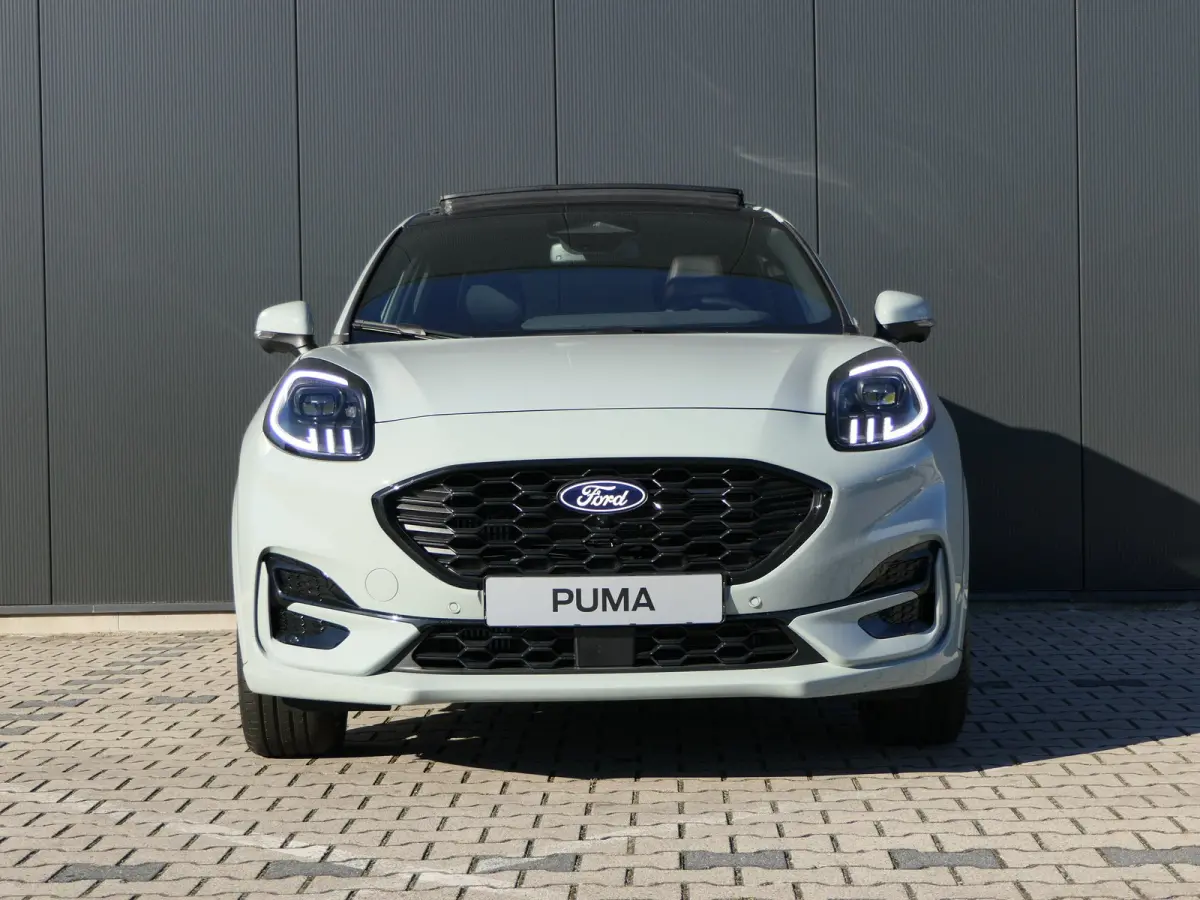 1.0 EcoBoost ST-Line X | Panoramadak | 19 Inch | Winterpack | Adaptive Cruise | Matrix-LED