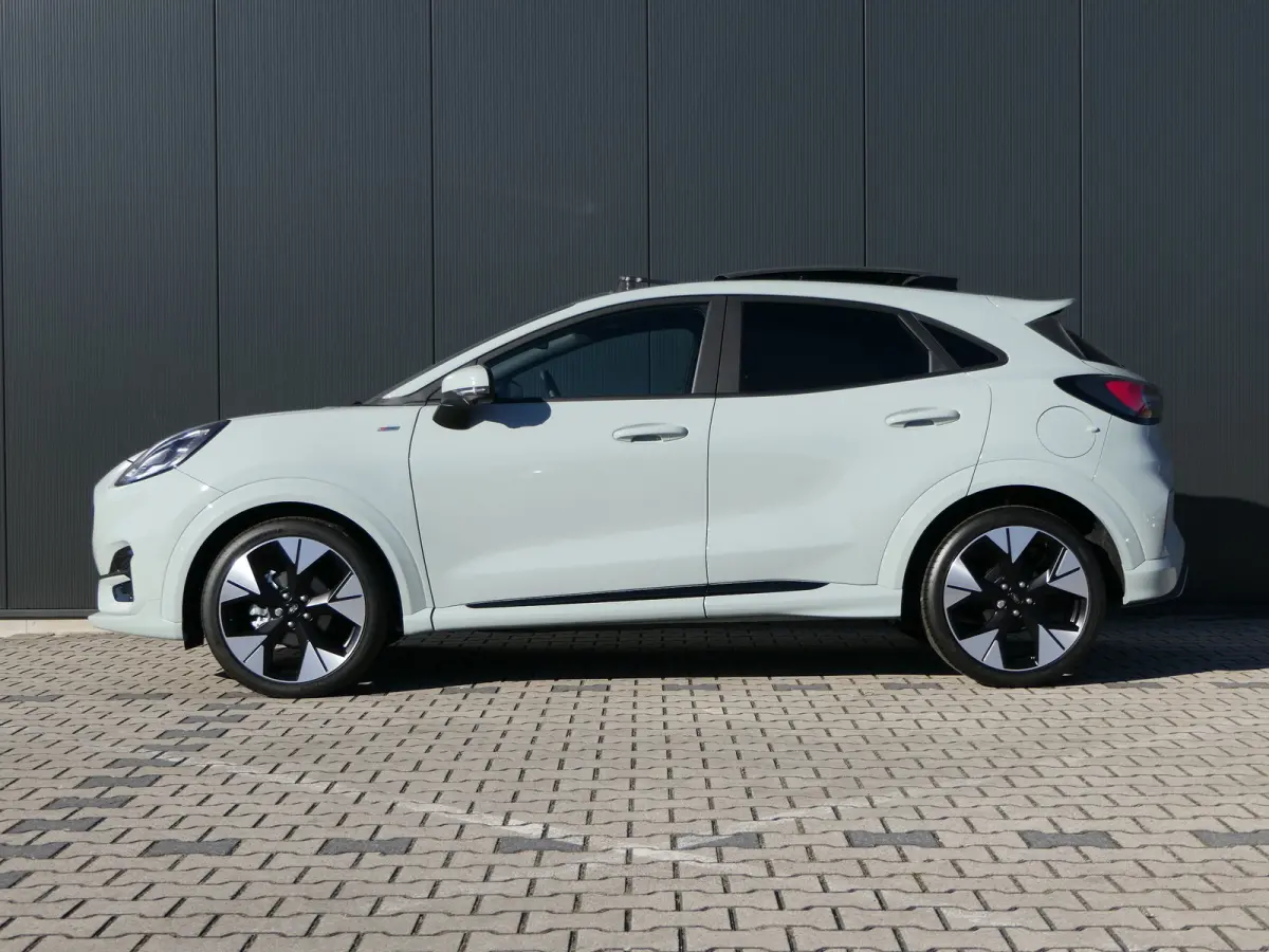 1.0 EcoBoost ST-Line X | Panoramadak | 19 Inch | Winterpack | Adaptive Cruise | Matrix-LED