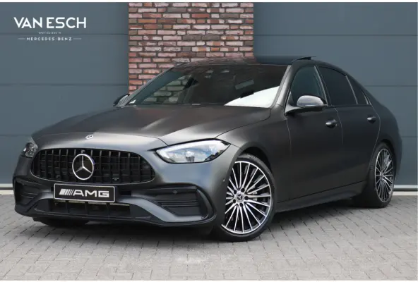 200 4MATIC Premium+ AMG Line | Distronic+ | Panoramadak | Burmester | Memory | Massage | Stoelventilatie | Surround Camara | Trekhaak | Digital Light | Keyless Go |