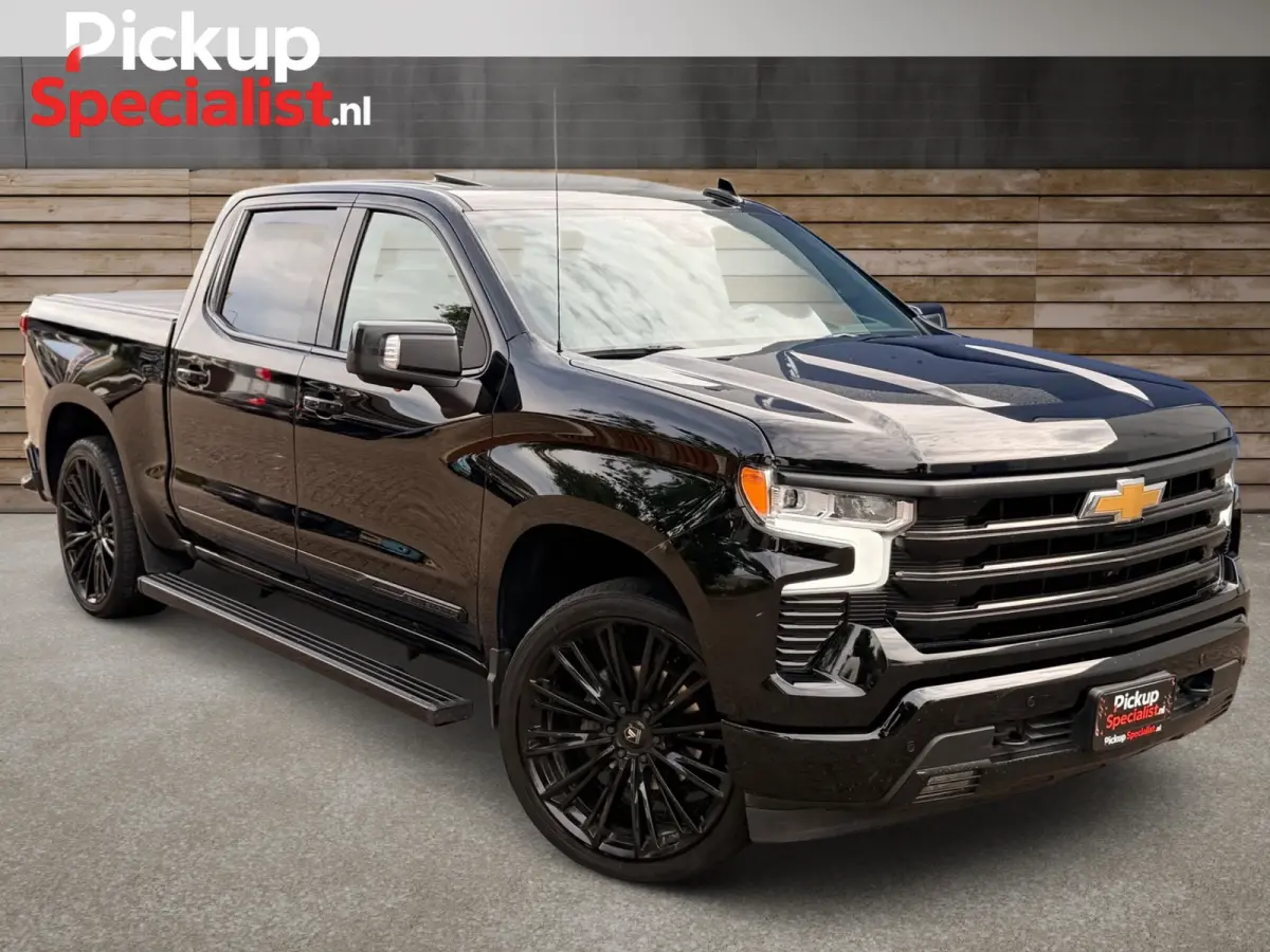 High Country 6.2 V8 426PK , DIKSTE VAN NL!! , 24 INCH WIELEN , BLACK ON BLACK