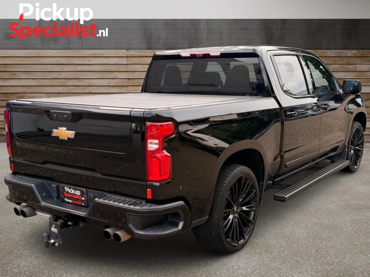 High Country 6.2 V8 426PK , DIKSTE VAN NL!! , 24 INCH WIELEN , BLACK ON BLACK