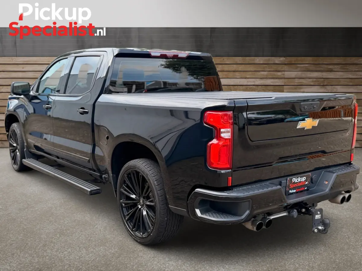 High Country 6.2 V8 426PK , DIKSTE VAN NL!! , 24 INCH WIELEN , BLACK ON BLACK