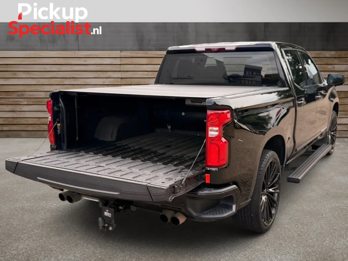 High Country 6.2 V8 426PK , DIKSTE VAN NL!! , 24 INCH WIELEN , BLACK ON BLACK