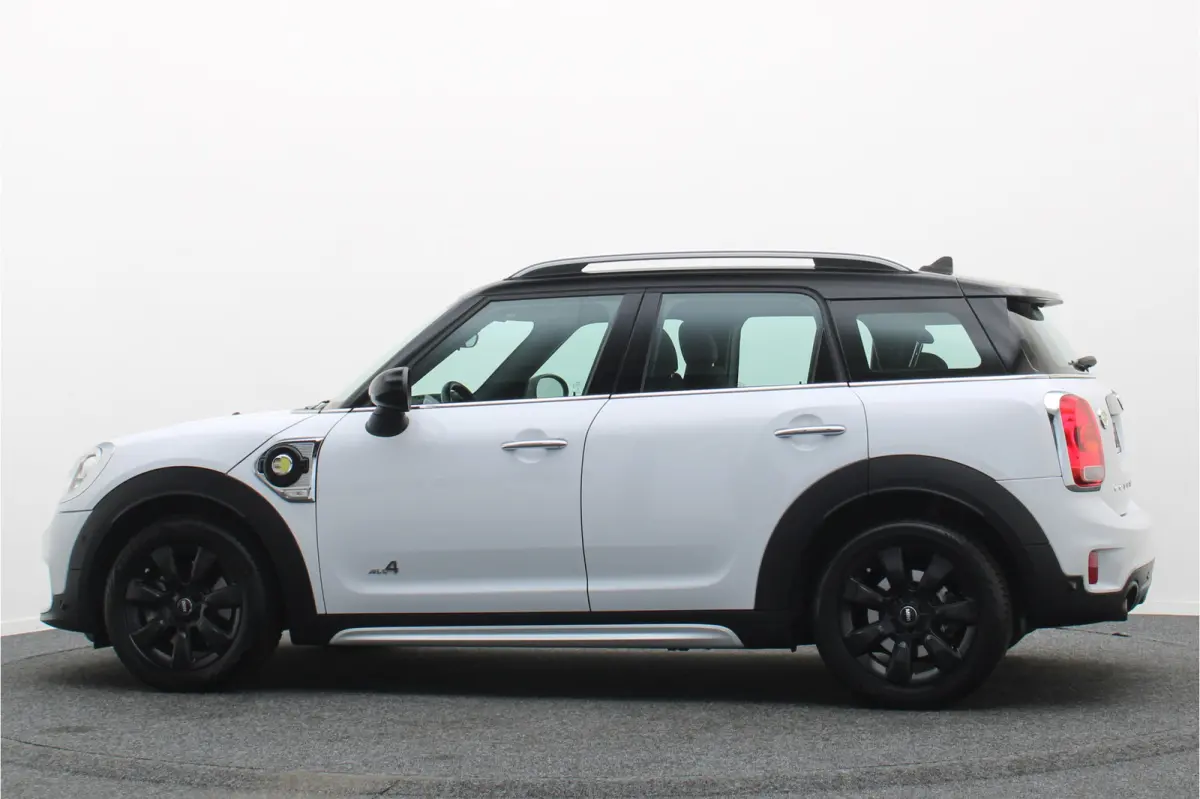 1.5 Cooper ALL4 Plug-in Hybrid JCW-Pakket, Climate, Stoelverwarming, LED, Cruise, Navigatie, 17"