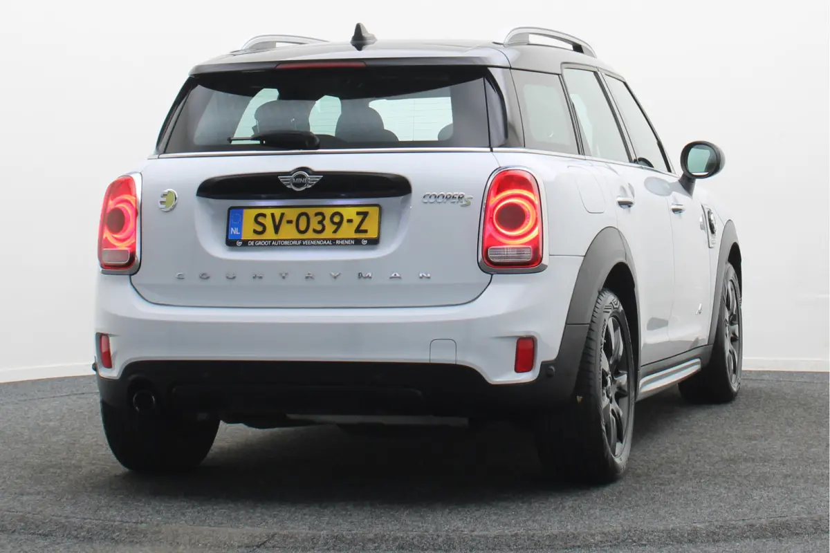 1.5 Cooper ALL4 Plug-in Hybrid JCW-Pakket, Climate, Stoelverwarming, LED, Cruise, Navigatie, 17"