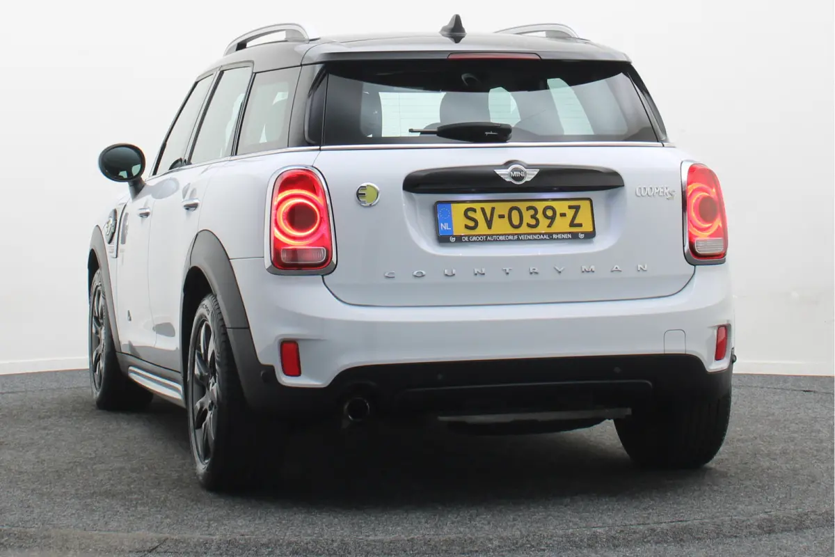 1.5 Cooper ALL4 Plug-in Hybrid JCW-Pakket, Climate, Stoelverwarming, LED, Cruise, Navigatie, 17"