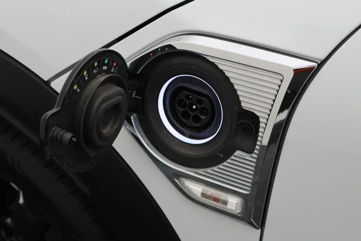 1.5 Cooper ALL4 Plug-in Hybrid JCW-Pakket, Climate, Stoelverwarming, LED, Cruise, Navigatie, 17"