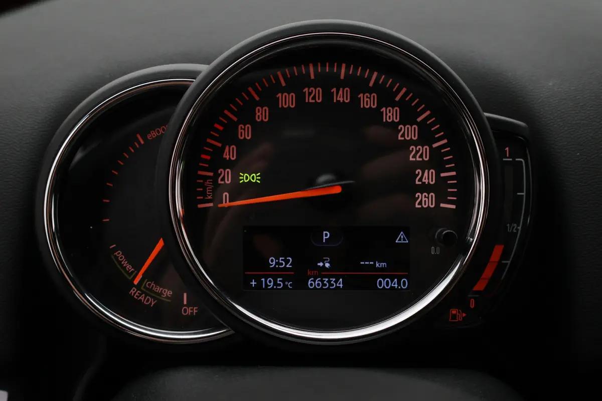 1.5 Cooper ALL4 Plug-in Hybrid JCW-Pakket, Climate, Stoelverwarming, LED, Cruise, Navigatie, 17"