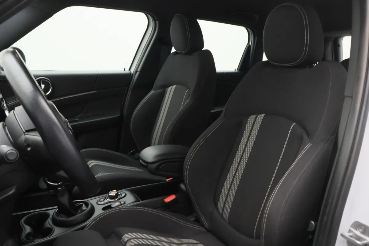 1.5 Cooper ALL4 Plug-in Hybrid JCW-Pakket, Climate, Stoelverwarming, LED, Cruise, Navigatie, 17"