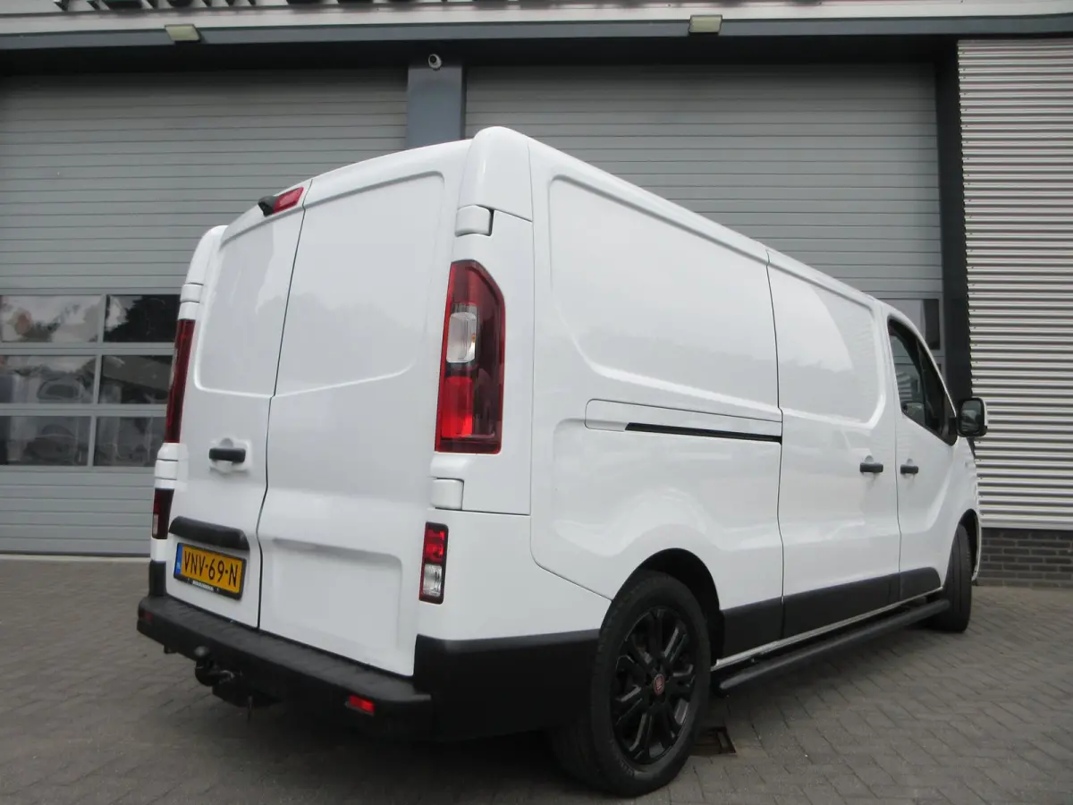 2.0 MultiJet L2, Automaat, 146pk, Airco, Camera, 3-Zits, Trekhaak.