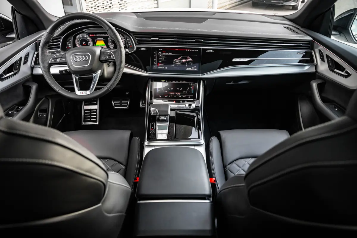 55 TFSI e quattro Pro Line Advanced| Panoramadak | Nachtzichtassistent | B&O | Vierwielbesturing | HUD | | Panoramadak | Nachtzichtassistent | B&O | Vierwielbesturing | HUD |