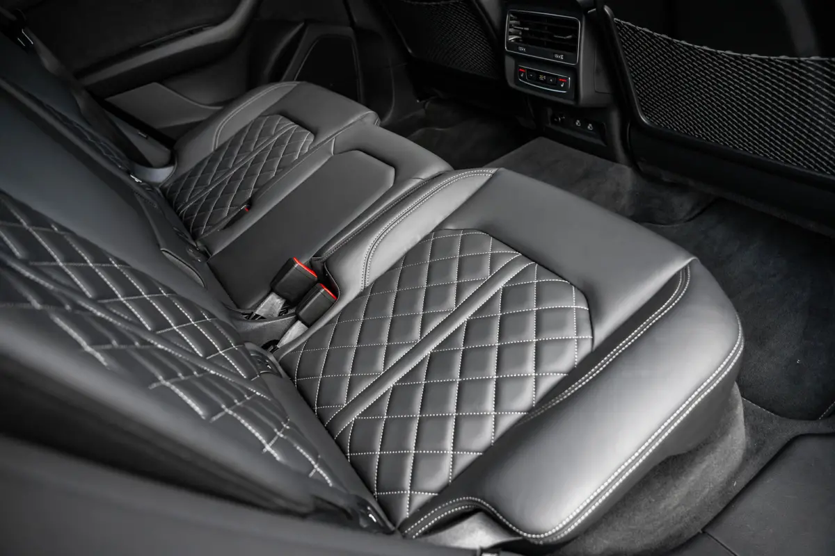 55 TFSI e quattro Pro Line Advanced| Panoramadak | Nachtzichtassistent | B&O | Vierwielbesturing | HUD | | Panoramadak | Nachtzichtassistent | B&O | Vierwielbesturing | HUD |