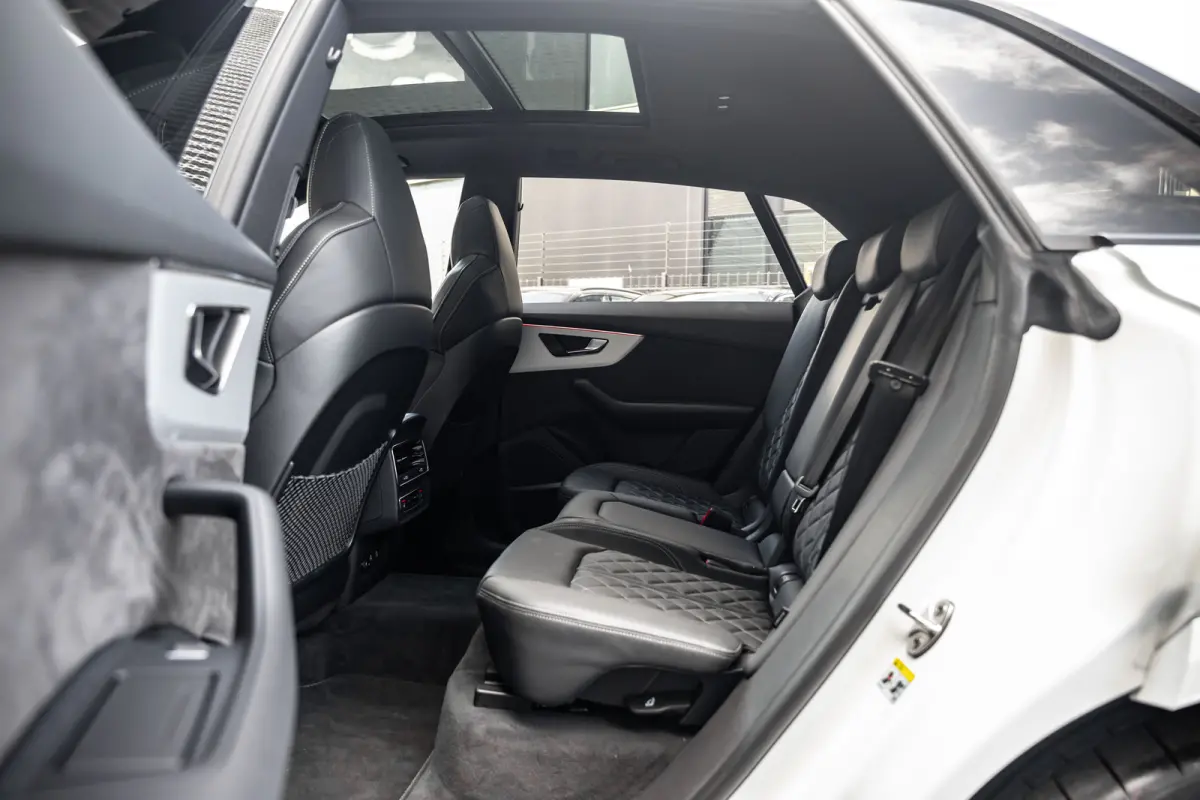 55 TFSI e quattro Pro Line Advanced| Panoramadak | Nachtzichtassistent | B&O | Vierwielbesturing | HUD | | Panoramadak | Nachtzichtassistent | B&O | Vierwielbesturing | HUD |