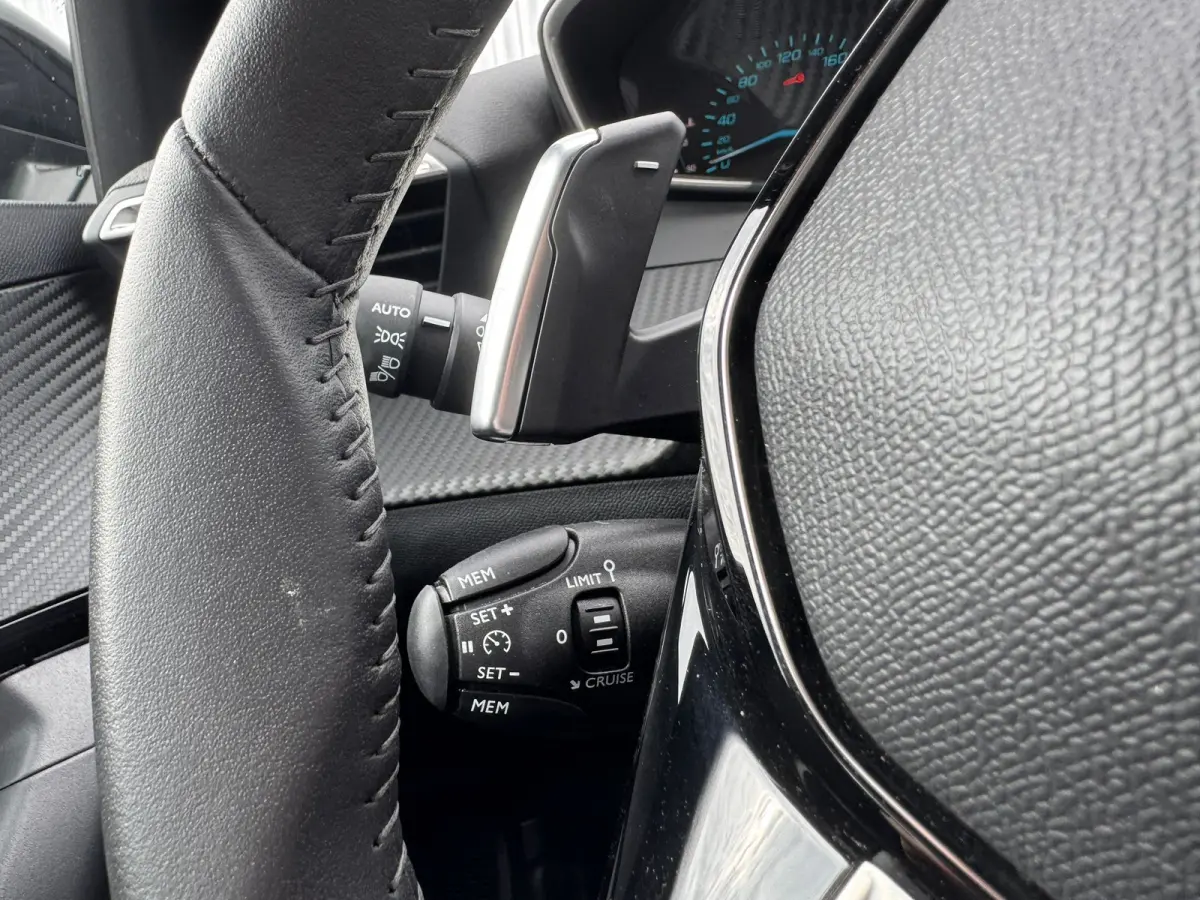 1.2 Hybrid 136PK Style Automaat | Draadloze Apple Carplay / Android Auto | Dab Ontvanger | Cruise Control | | Bluetooth telefoonvoorbereiding | Bots waarschuwing systeem | Elektronisch Stabi