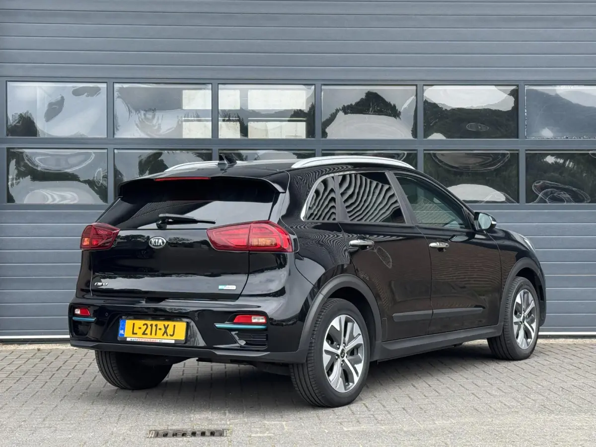 EXECUTIVELINE 64 KWH (100% SOH) I WARMTEPOMP I SCHUIF/KANTELDAK I STOELVERWARMING I ALL-IN PRIJS